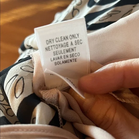 BCBG Max Azria Silk-Contrast Midi Dress EUC - Picture 7 of 11